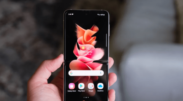 Samsung seems to have pulled ads from its stock apps, as promised